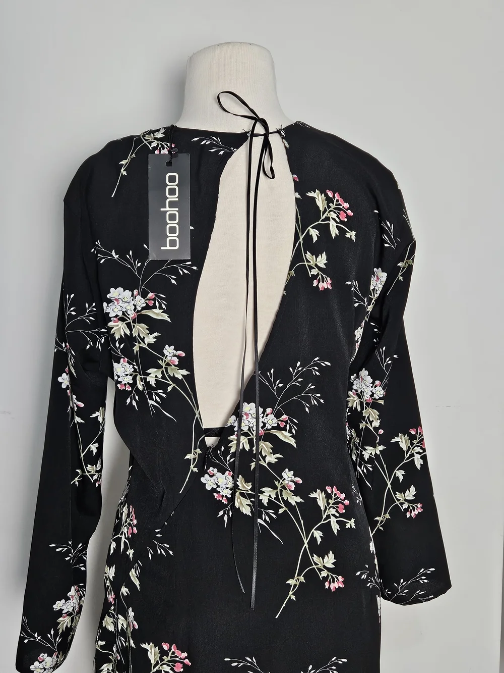 Boohoo Black Floral Long-Sleeve High-low Style Dress - Picture 3 of 7